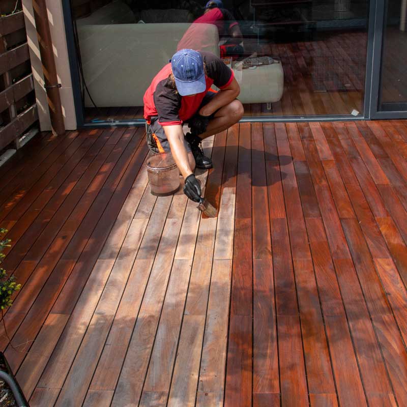 Deck, Cabinet & Furniture Refinishing